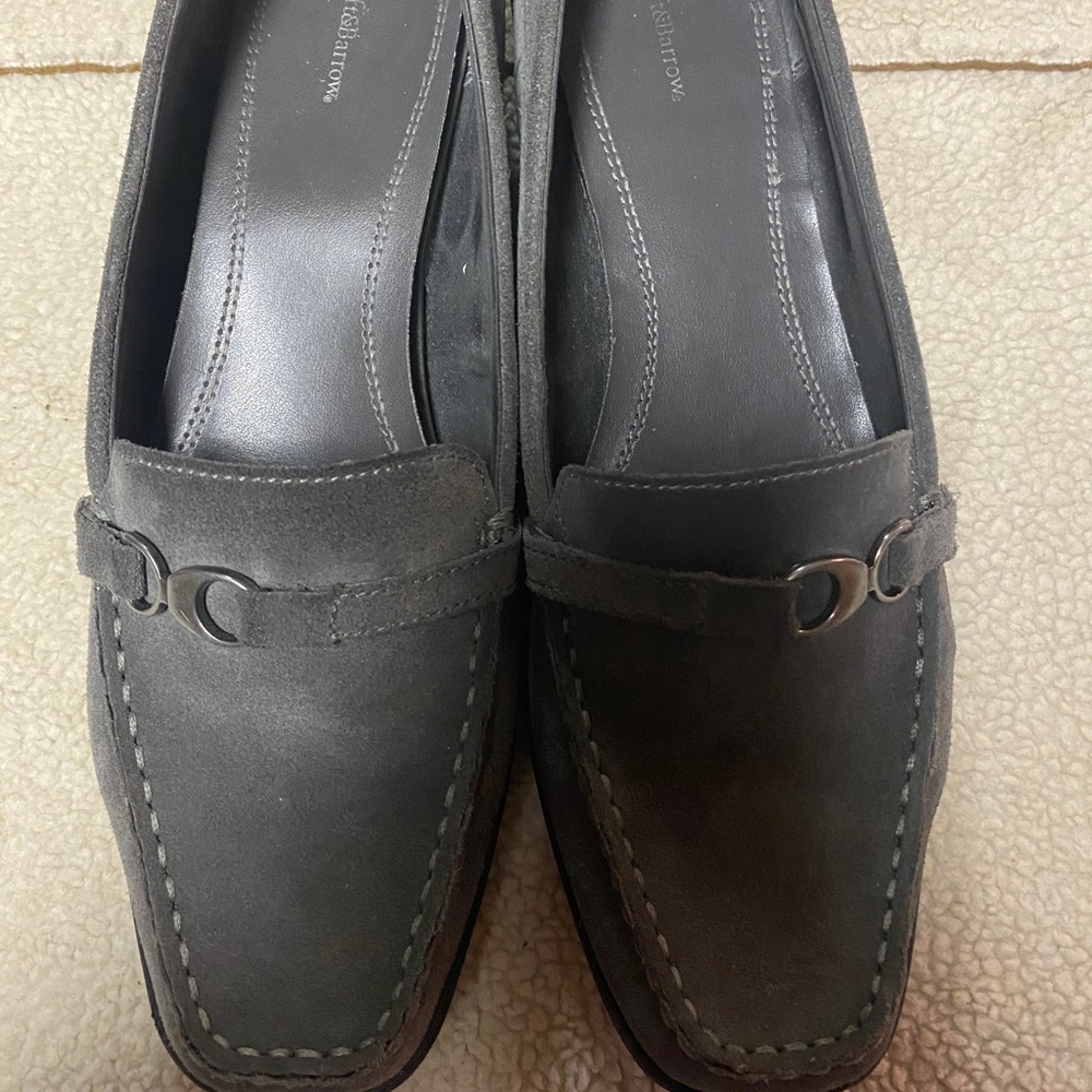 Croft&Barrow - Grey Suede Flat